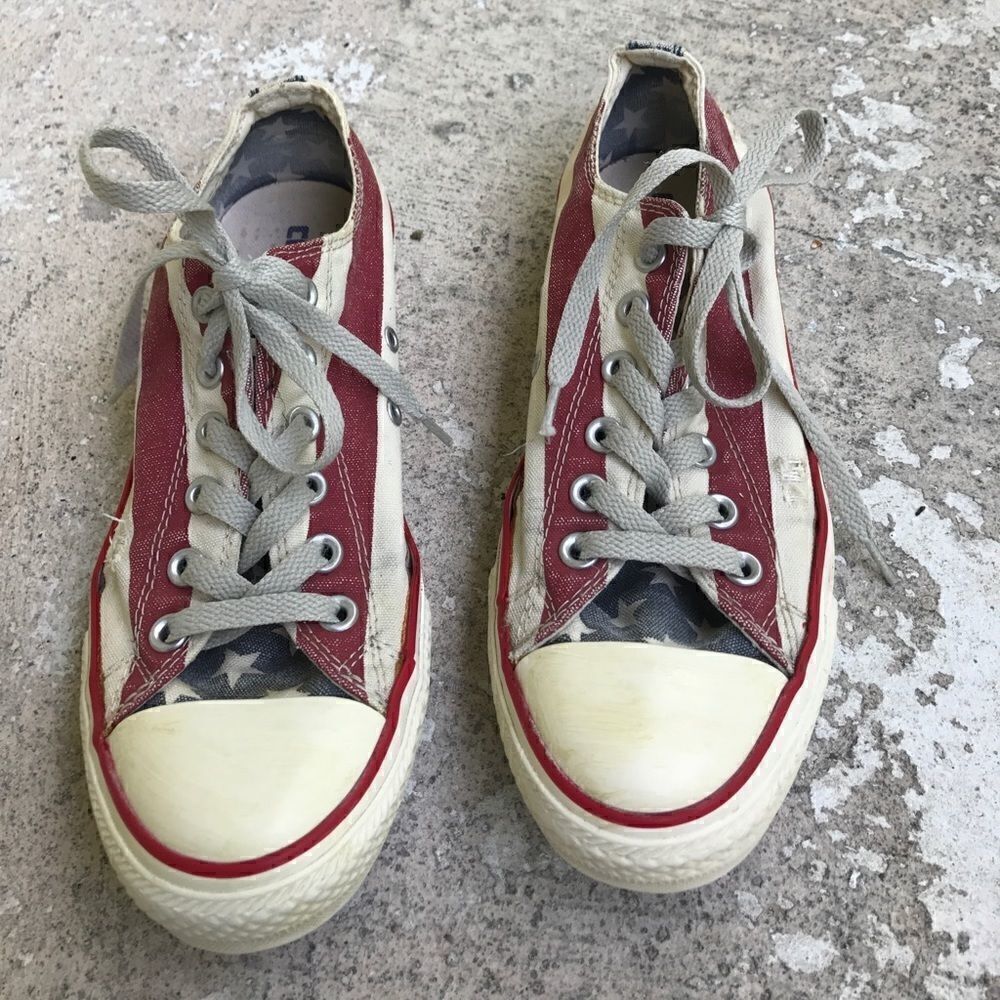 Converse   low tops